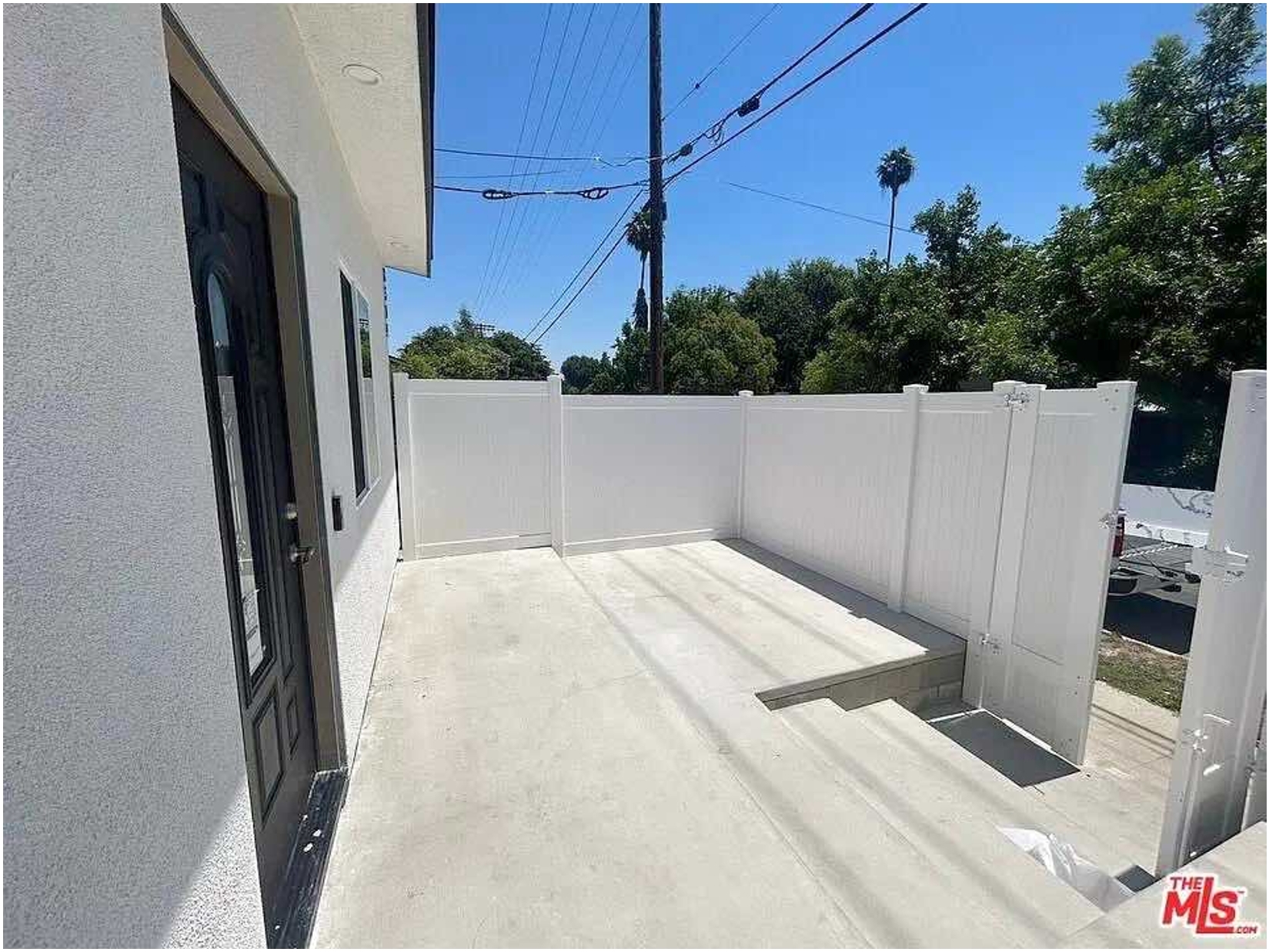 The Marble Bath ADU — Detached Studio Conversion - image 2