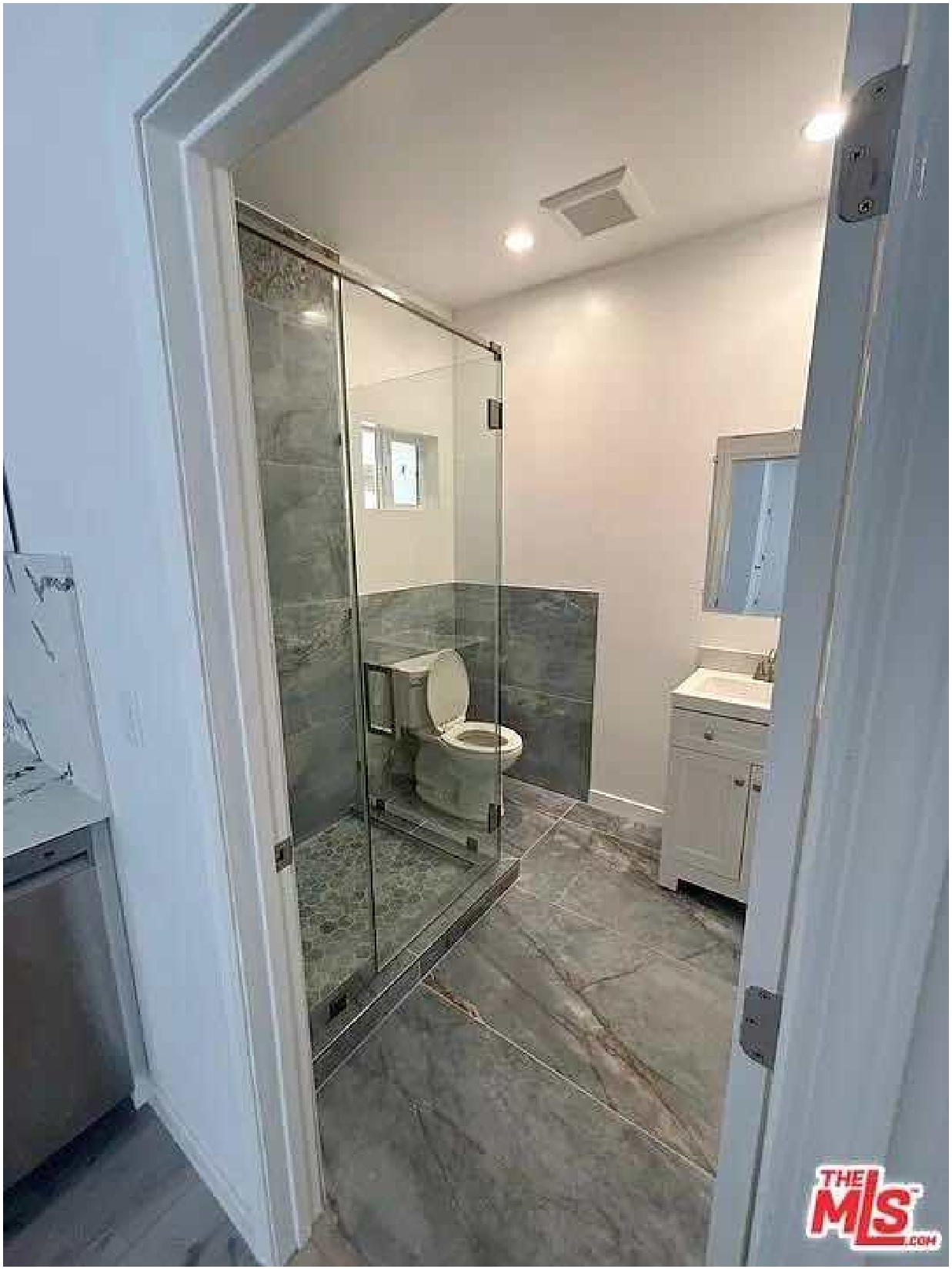 The Marble Bath ADU — Detached Studio Conversion - image 10